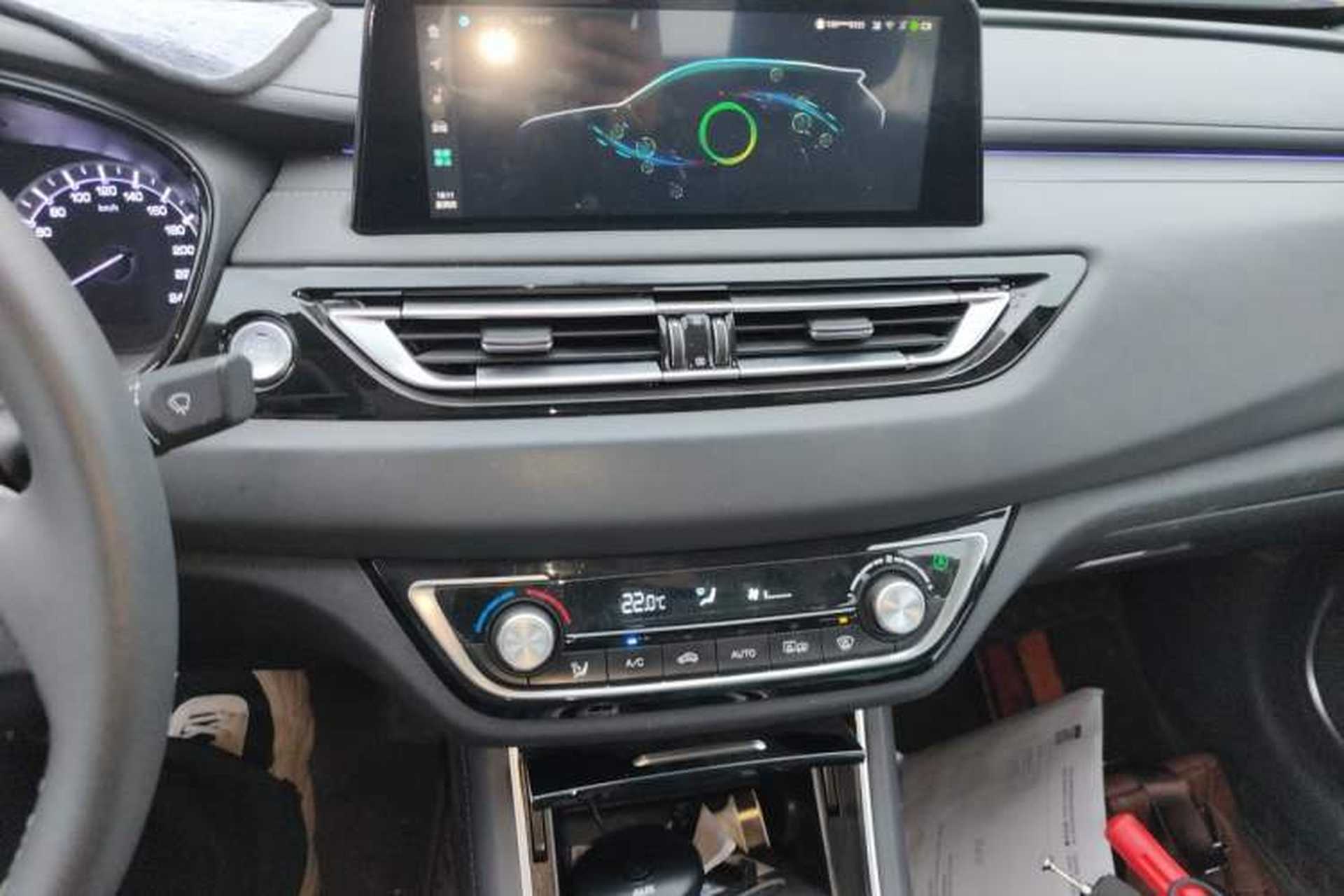 Used CHANGAN Ruicheng CC 2022 Blue Whale Edition 1.5T DCT Luxury Model Audio And AC Panel