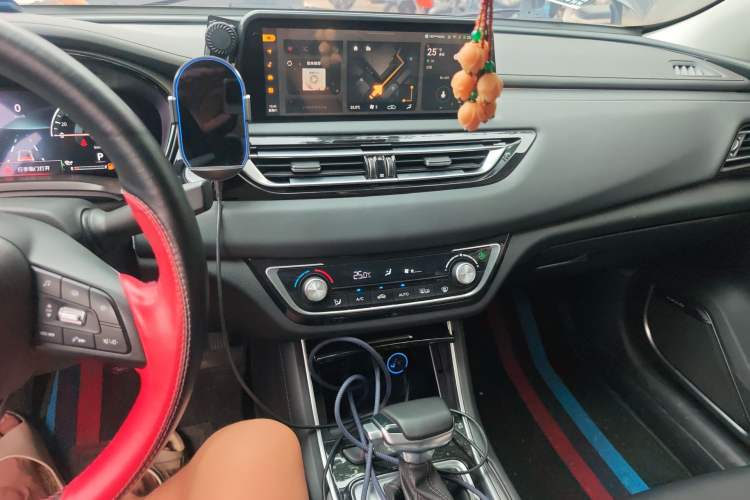 Used CHANGAN Ruicheng CC 2022 Blue Whale Edition 1.5T DCT Prestige Model Audio And AC Panel