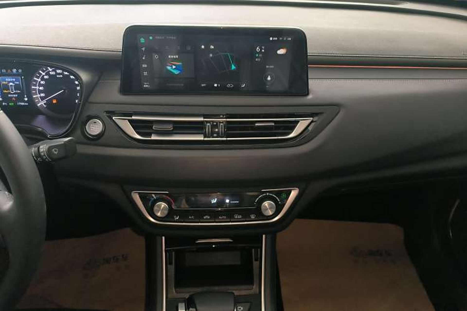 Used CHANGAN Ruicheng CC 2022 Blue Whale Edition 1.5T DCT Luxury Model Audio And AC Panel