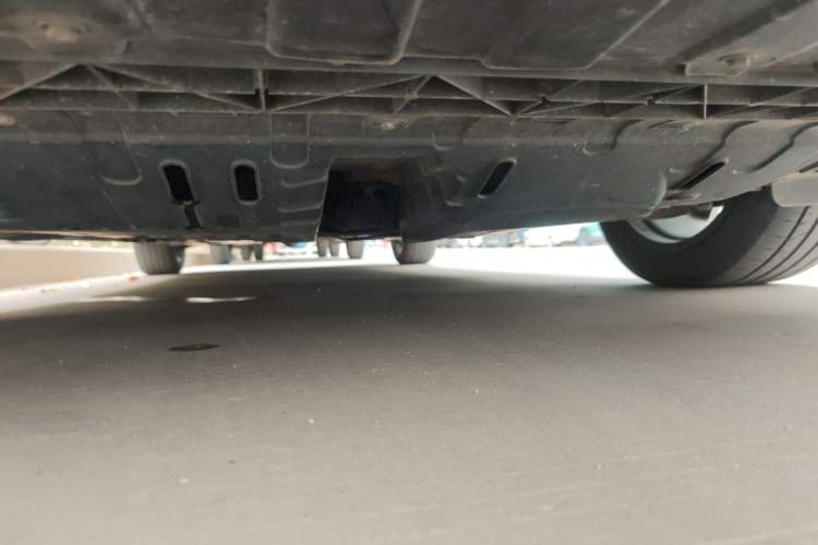 Used CHANGAN Ruicheng CC 2022 Blue Whale Edition 1.5T DCT Prestige Model Chassis Front