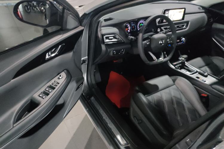 Used CHANGAN Ruicheng CC 2022 Blue Whale Edition 1.5T DCT Luxury Model Driver Seat
