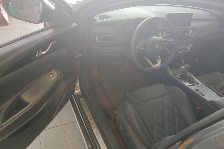 Used CHANGAN Ruicheng CC 2022 Blue Whale Edition 1.5T DCT Luxury Model Driver Seat