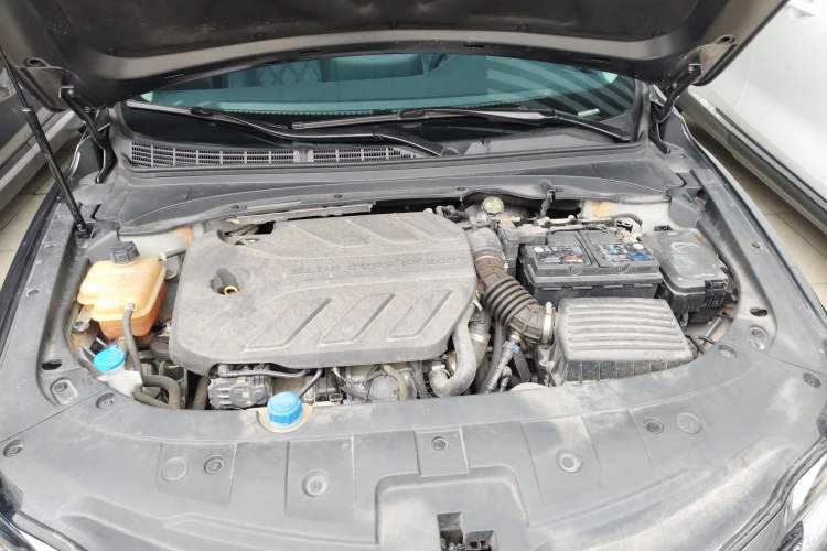 Used CHANGAN Ruicheng CC 2022 Blue Whale Edition 1.5T DCT Luxury Model Engine Bay