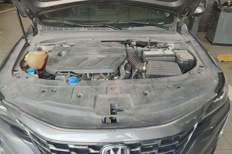 Used CHANGAN Ruicheng CC 2022 Blue Whale Edition 1.5T DCT Luxury Model Engine Bay