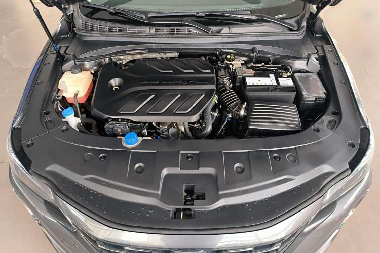 Used CHANGAN Ruicheng CC 2022 Blue Whale Edition 1.5T DCT Luxury Model Engine Bay