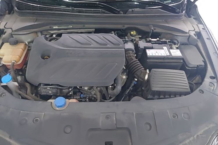 Used CHANGAN Ruicheng CC 2022 Blue Whale Edition 1.5T DCT Luxury Model Engine Bay