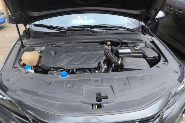 Used CHANGAN Ruicheng CC 2022 Blue Whale Edition 1.5T DCT Luxury Model Engine Bay