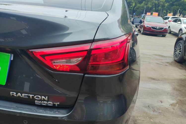 Used CHANGAN Ruicheng CC 2022 Blue Whale Edition 1.5T DCT Prestige Model Exterior 3