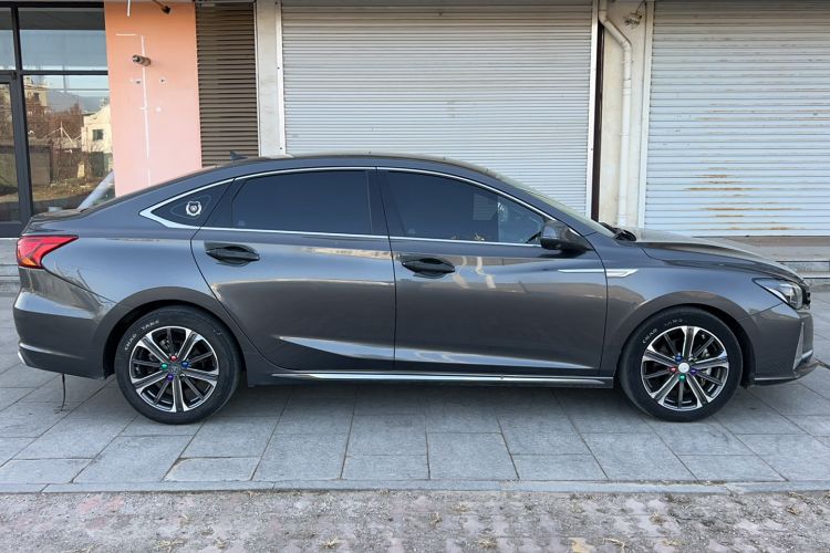 Used CHANGAN Ruicheng CC 2022 Blue Whale Edition 1.5T DCT Luxury Model Exterior 5