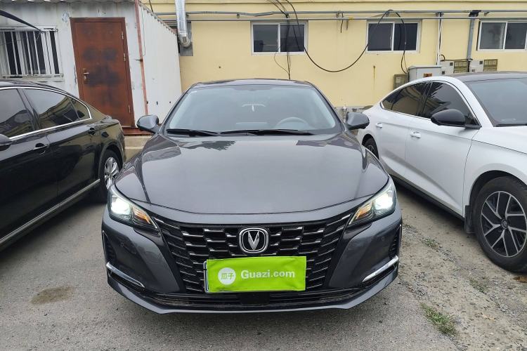 Used CHANGAN Ruicheng CC 2022 Blue Whale Edition 1.5T DCT Luxury Model Front