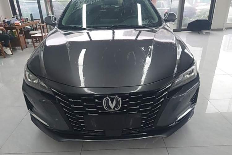 Used CHANGAN Ruicheng CC 2022 Blue Whale Edition 1.5T DCT Luxury Model Front