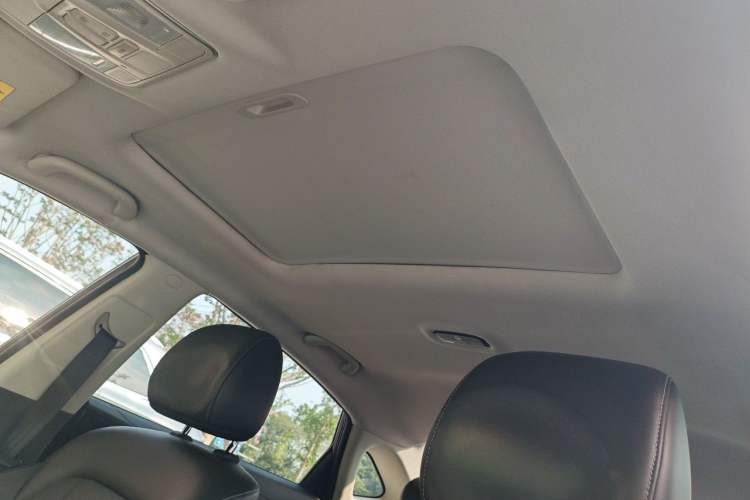 Used CHANGAN Ruicheng CC 2022 Blue Whale Edition 1.5T DCT Luxury Model Headliner