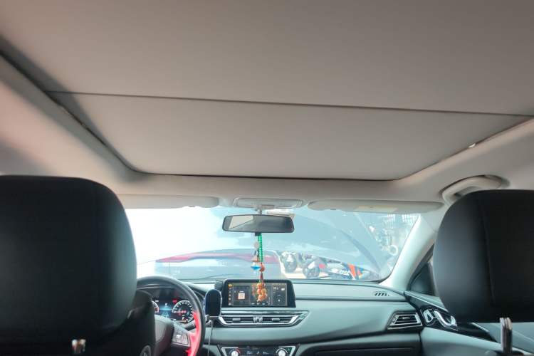 Used CHANGAN Ruicheng CC 2022 Blue Whale Edition 1.5T DCT Prestige Model Headliner