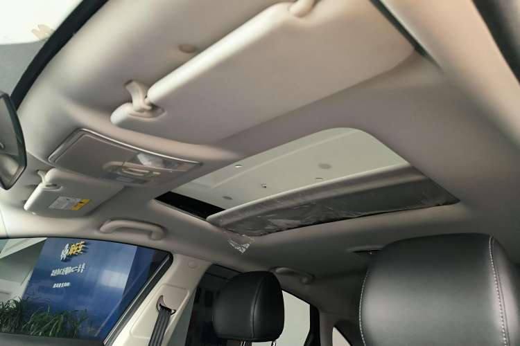 Used CHANGAN Ruicheng CC 2022 Blue Whale Edition 1.5T DCT Luxury Model Headliner