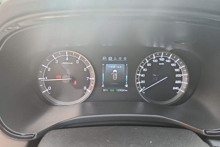 Used CHANGAN Ruicheng CC 2022 Blue Whale Edition 1.5T DCT Luxury Model Instrument Cluster