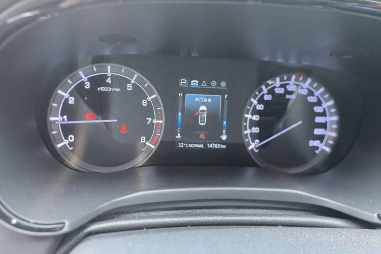 Used CHANGAN Ruicheng CC 2022 Blue Whale Edition 1.5T DCT Luxury Model Instrument Cluster