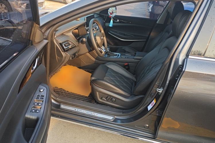 Used CHANGAN Ruicheng CC 2022 Blue Whale Edition 1.5T DCT Prestige Model Interior 2