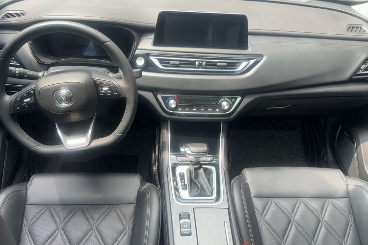 Used CHANGAN Ruicheng CC 2022 Blue Whale Edition 1.5T DCT Prestige Model Interior 3