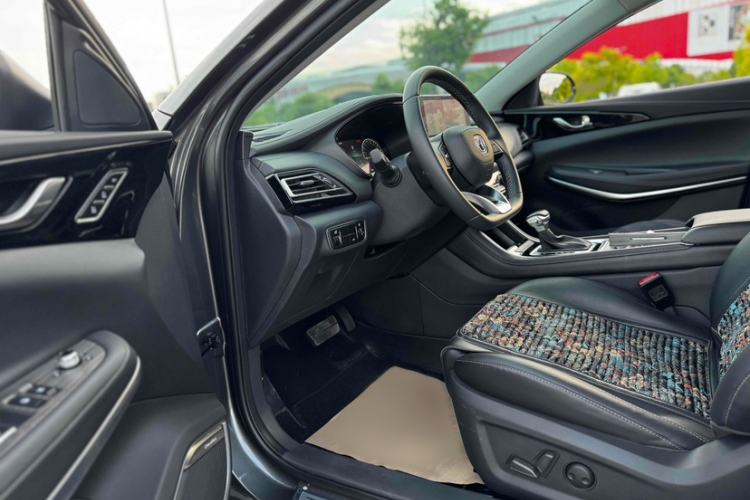 Used CHANGAN Ruicheng CC 2022 Blue Whale Edition 1.5T DCT Prestige Model Interior 5