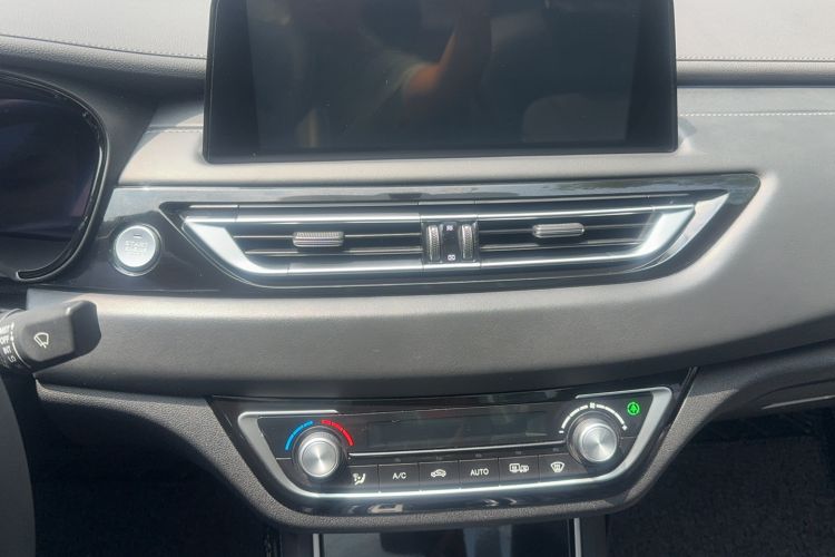 Used CHANGAN Ruicheng CC 2022 Blue Whale Edition 1.5T DCT Prestige Model Interior 5