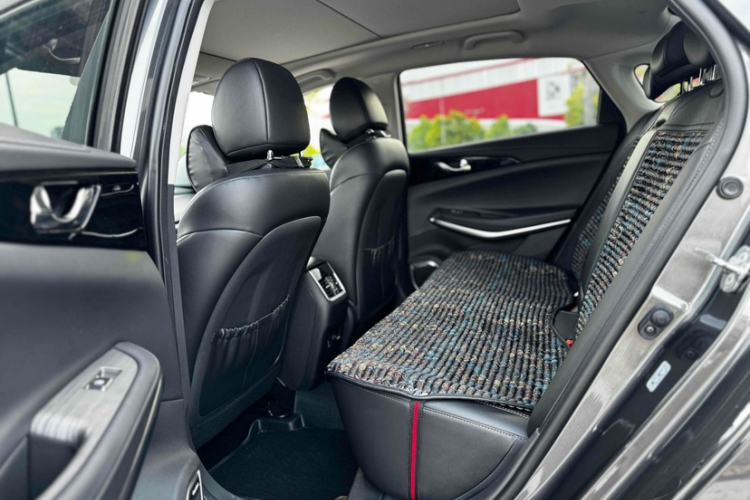 Used CHANGAN Ruicheng CC 2022 Blue Whale Edition 1.5T DCT Prestige Model Interior 6