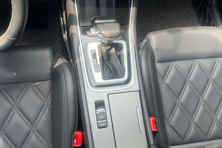 Used CHANGAN Ruicheng CC 2022 Blue Whale Edition 1.5T DCT Prestige Model Interior 6