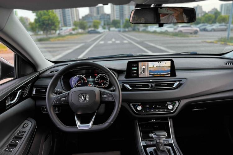 Used CHANGAN Ruicheng CC 2022 Blue Whale Edition 1.5T DCT Prestige Model Interior 7