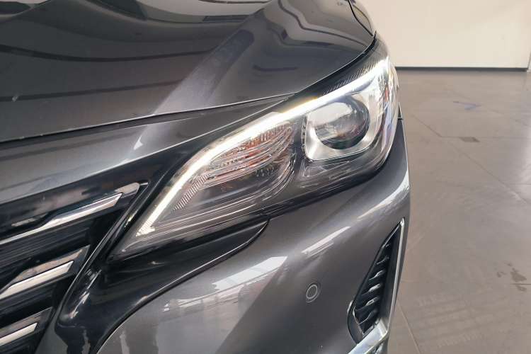 Used CHANGAN Ruicheng CC 2022 Blue Whale Edition 1.5T DCT Luxury Model Left Front Headlight
