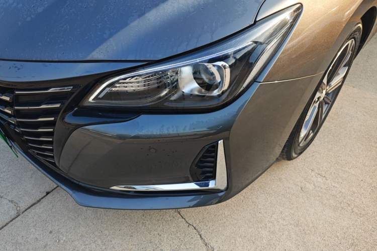 Used CHANGAN Ruicheng CC 2022 Blue Whale Edition 1.5T DCT Prestige Model Left Front Headlight