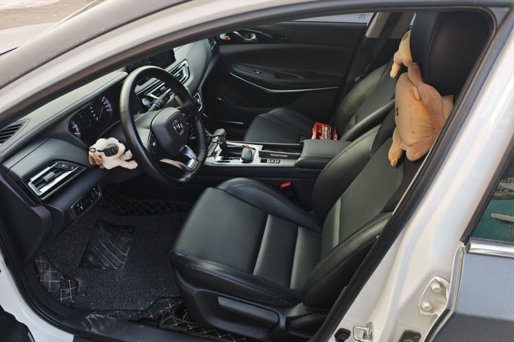 Used CHANGAN Ruicheng CC 2022 Blue Whale Edition 1.5T DCT Elite Model Left Front Seat