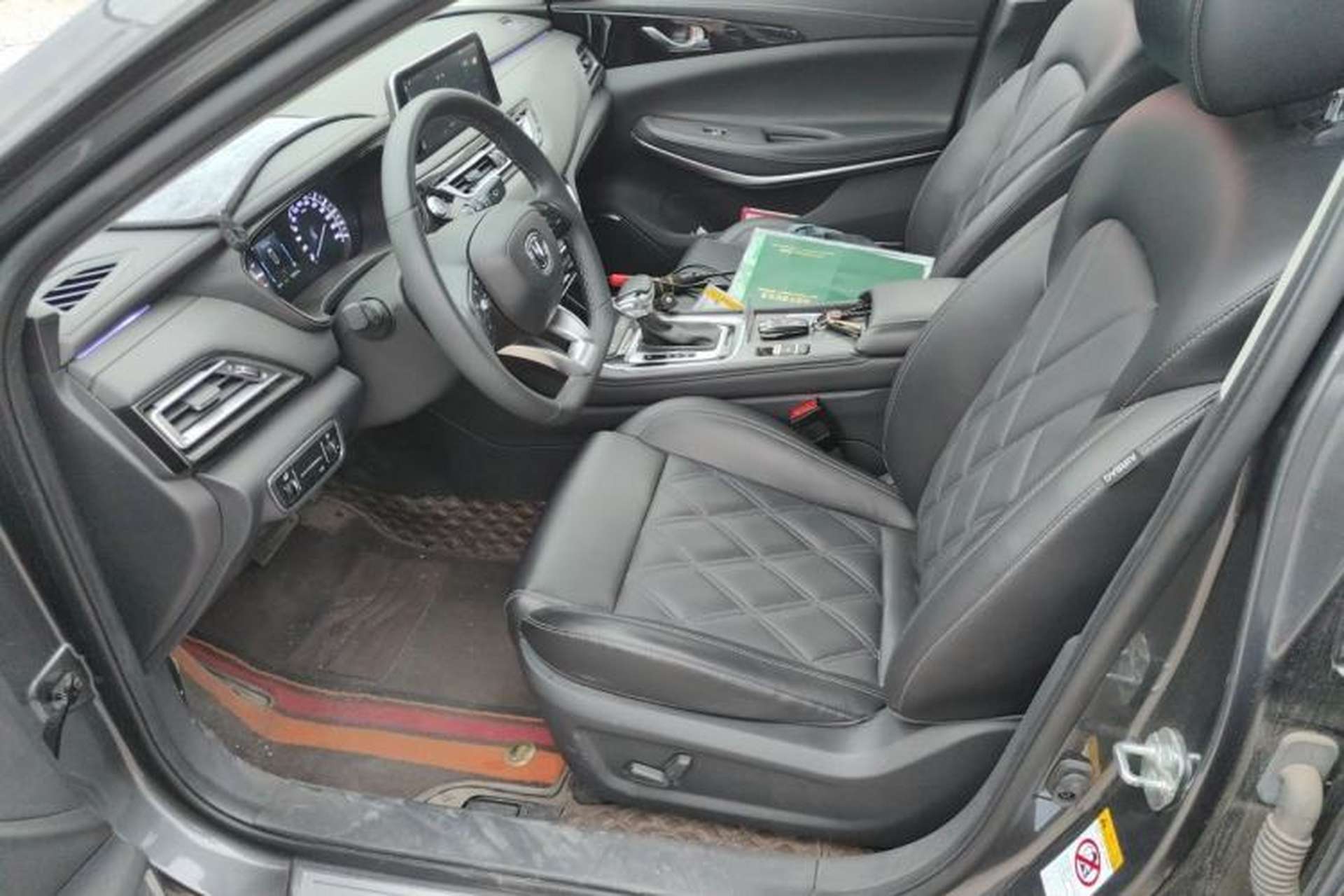 Used CHANGAN Ruicheng CC 2022 Blue Whale Edition 1.5T DCT Luxury Model Left Front Seat