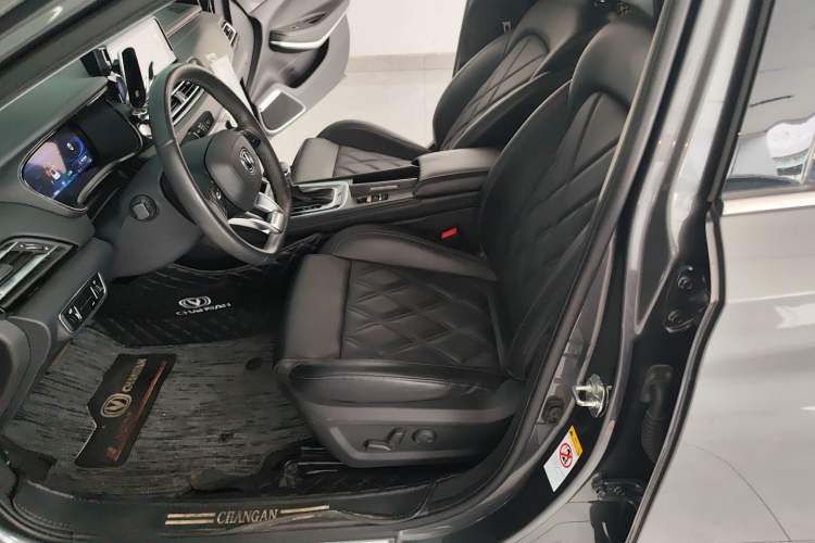 Used CHANGAN Ruicheng CC 2022 Blue Whale Edition 1.5T DCT Prestige Model Left Front Seat
