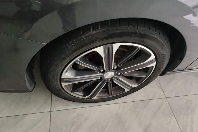 Used CHANGAN Ruicheng CC 2022 Blue Whale Edition 1.5T DCT Prestige Model Left Front Wheel Hub