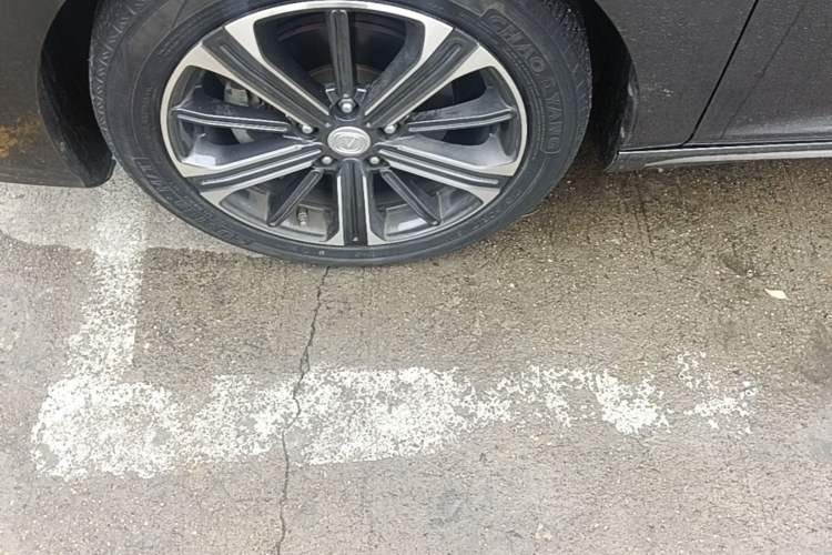 Used CHANGAN Ruicheng CC 2022 Blue Whale Edition 1.5T DCT Luxury Model Left Front Wheel Hub
