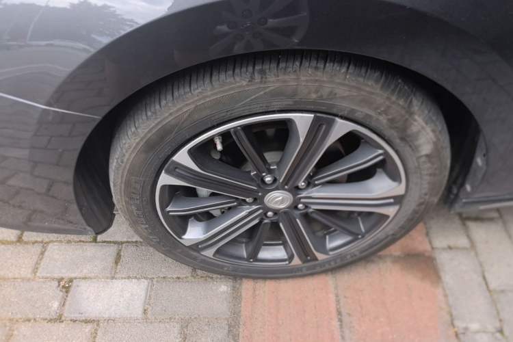 Used CHANGAN Ruicheng CC 2022 Blue Whale Edition 1.5T DCT Luxury Model Left Front Wheel Hub