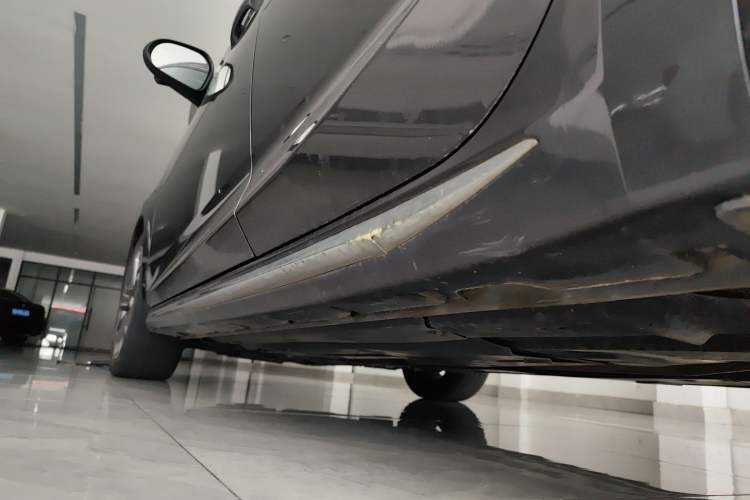 Used CHANGAN Ruicheng CC 2022 Blue Whale Edition 1.5T DCT Prestige Model Left Side Sill