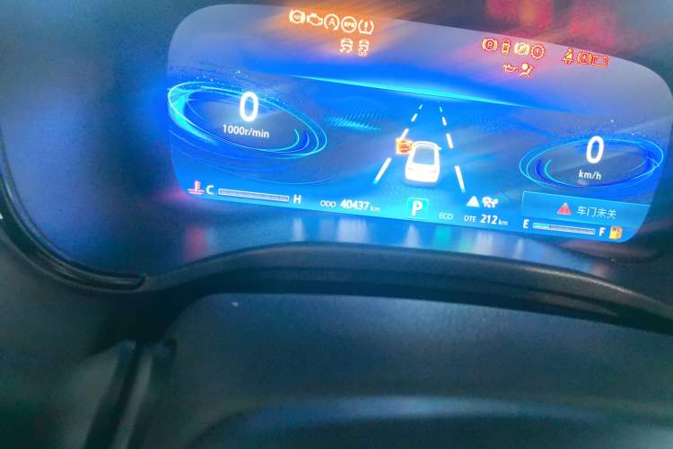 Used CHANGAN Ruicheng CC 2022 Blue Whale Edition 1.5T DCT Prestige Model Odometer Close Up