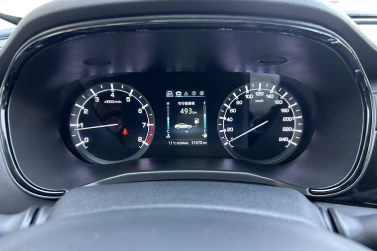 Used CHANGAN Ruicheng CC 2022 Blue Whale Edition 1.5T DCT Luxury Model Odometer Close Up