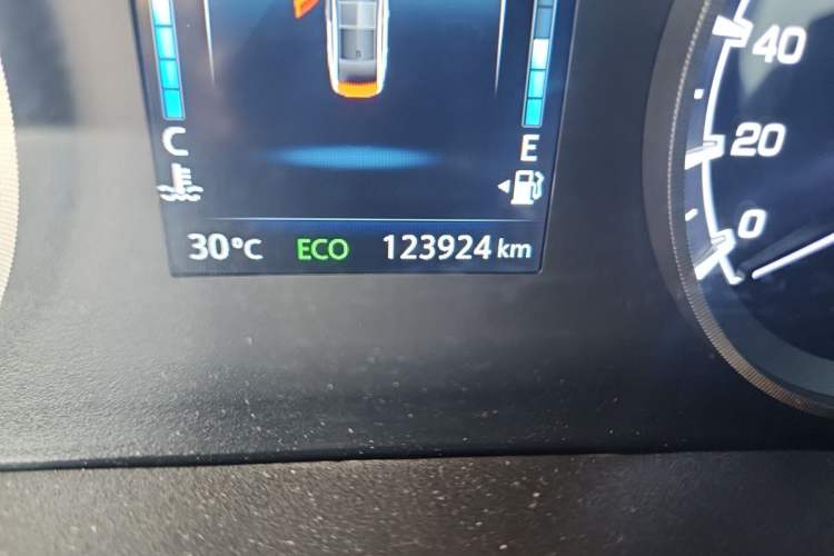 Used CHANGAN Ruicheng CC 2022 Blue Whale Edition 1.5T DCT Luxury Model Odometer Close Up