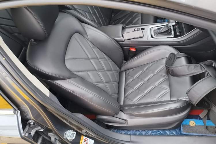 Used CHANGAN Ruicheng CC 2022 Blue Whale Edition 1.5T DCT Luxury Model Right Front Seat
