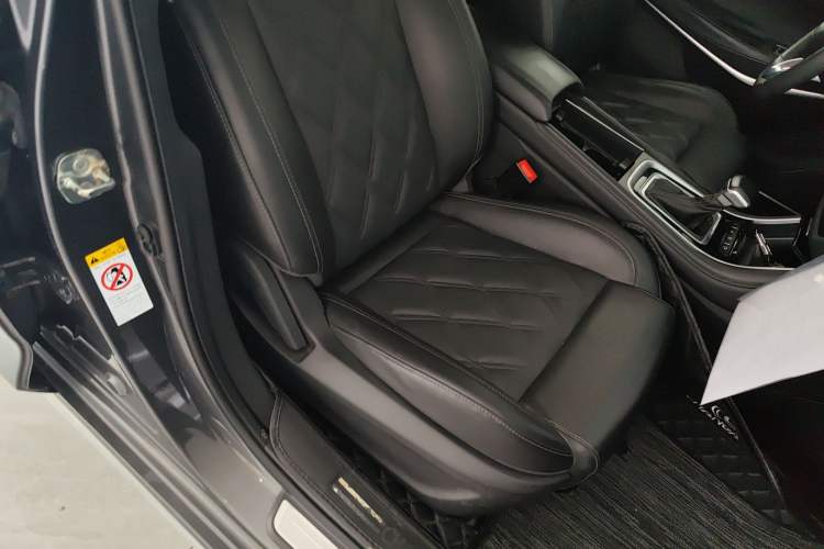 Used CHANGAN Ruicheng CC 2022 Blue Whale Edition 1.5T DCT Prestige Model Right Front Seat