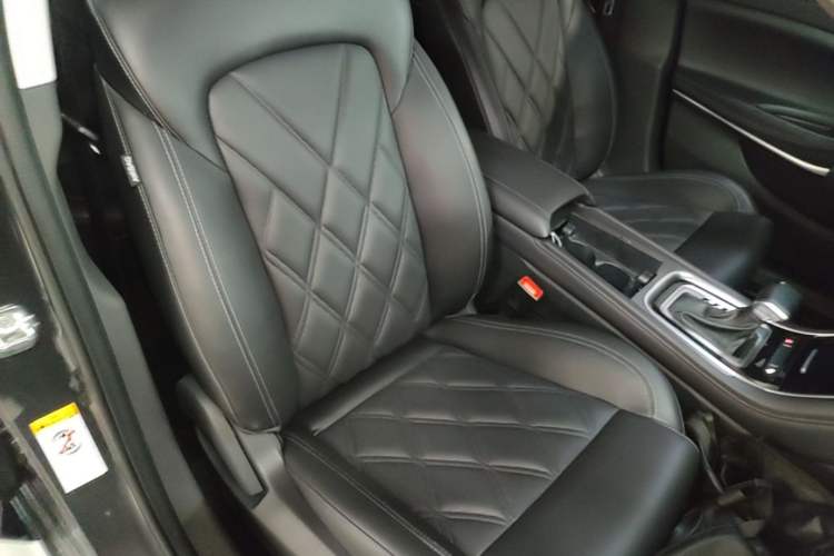 Used CHANGAN Ruicheng CC 2022 Blue Whale Edition 1.5T DCT Luxury Model Right Front Seat