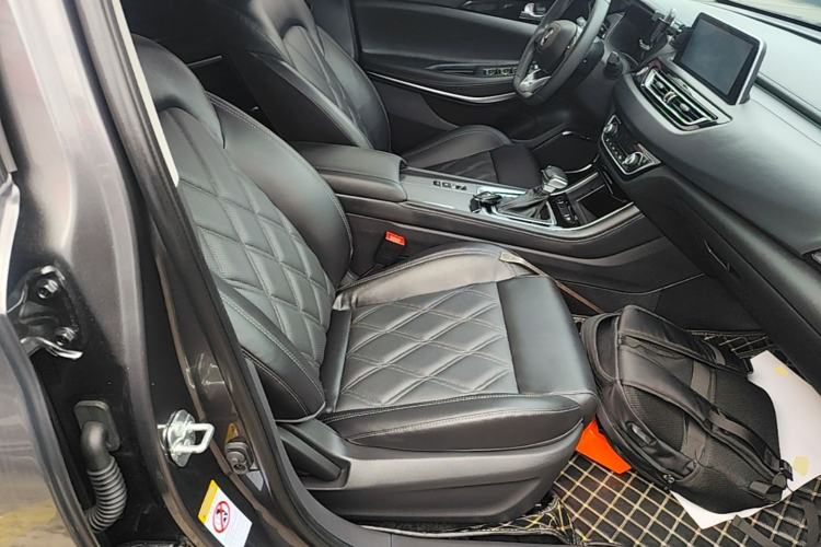 Used CHANGAN Ruicheng CC 2022 Blue Whale Edition 1.5T DCT Luxury Model Right Front Seat