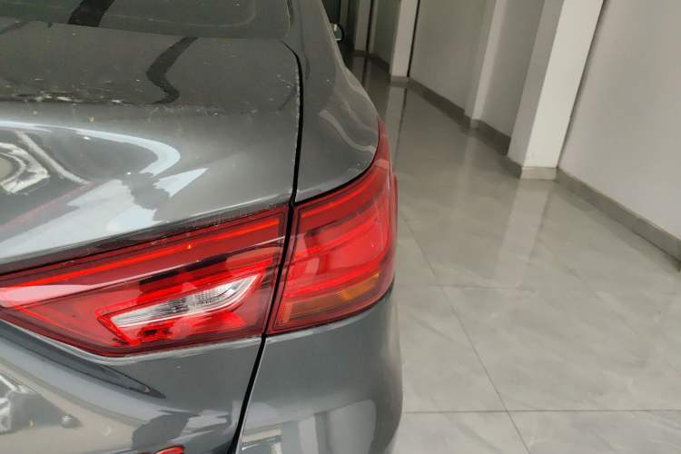 Used CHANGAN Ruicheng CC 2022 Blue Whale Edition 1.5T DCT Prestige Model Right Rear Taillight