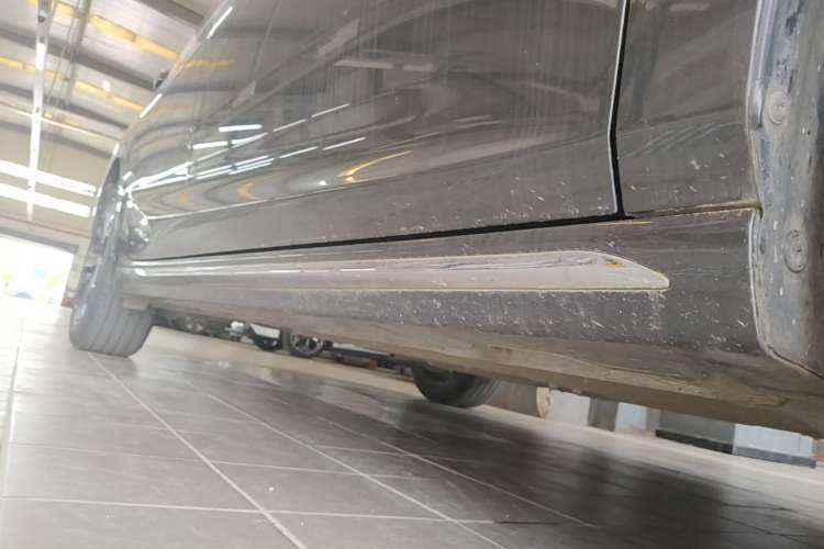 Used CHANGAN Ruicheng CC 2022 Blue Whale Edition 1.5T DCT Luxury Model Right Side Sill
