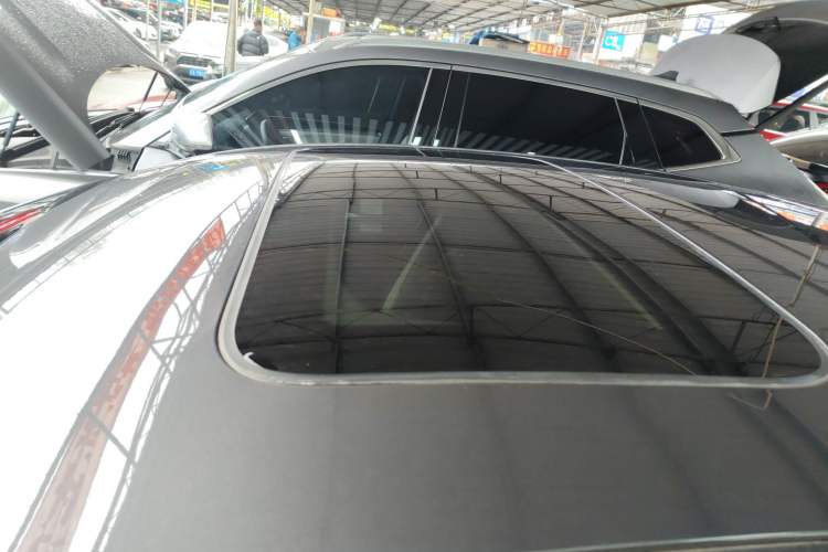 Used CHANGAN Ruicheng CC 2022 Blue Whale Edition 1.5T DCT Luxury Model Roof