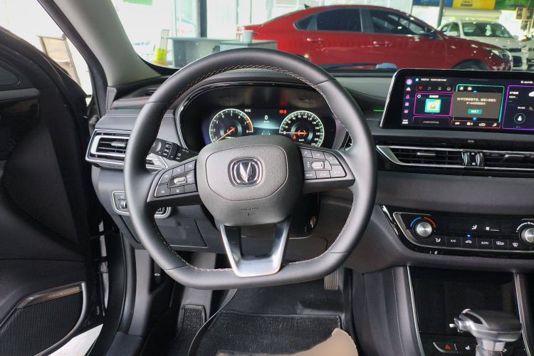 Used CHANGAN Ruicheng CC 2022 Blue Whale Edition 1.5T DCT Prestige Model Steering Wheel