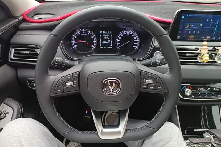 Used CHANGAN Ruicheng CC 2022 Blue Whale Edition 1.5T DCT Luxury Model Steering Wheel