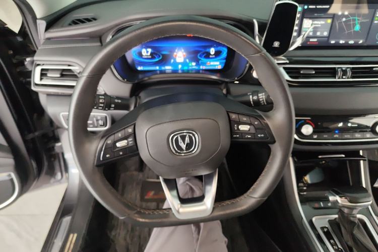 Used CHANGAN Ruicheng CC 2022 Blue Whale Edition 1.5T DCT Prestige Model Steering Wheel
