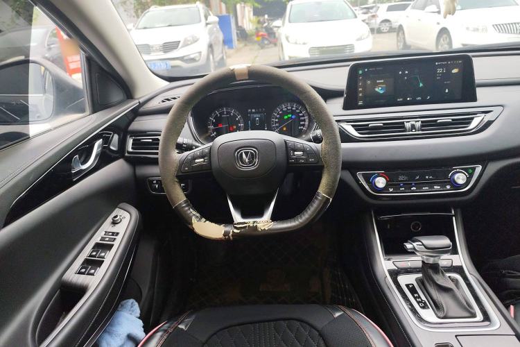 Used CHANGAN Ruicheng CC 2022 Blue Whale Edition 1.5T DCT Luxury Model Steering Wheel